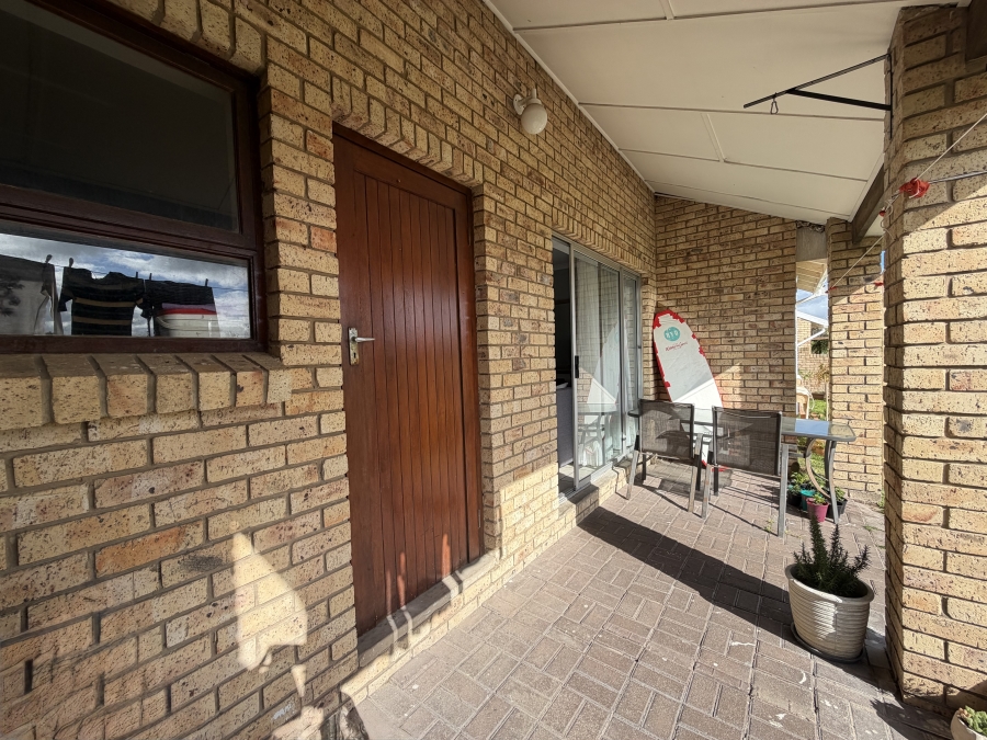 3 Bedroom Property for Sale in Aston Bay Eastern Cape